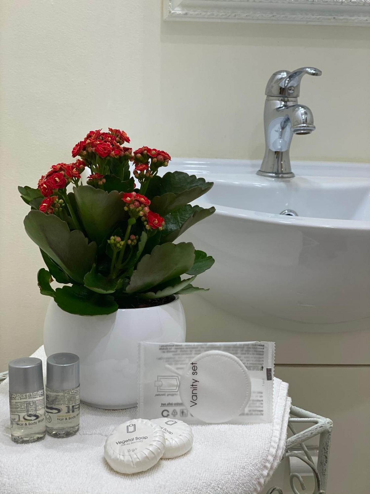 Dai 3 Santi Bed & Breakfast Lecce Luaran gambar